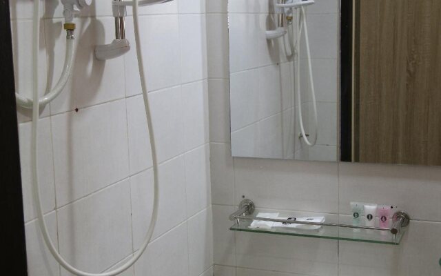 OYO 90143 Niche Valley Hotel