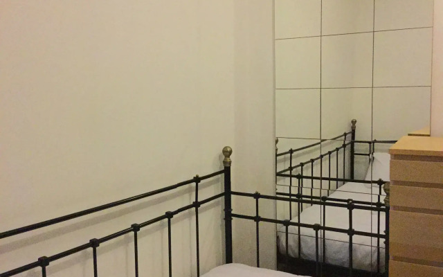Outram 26