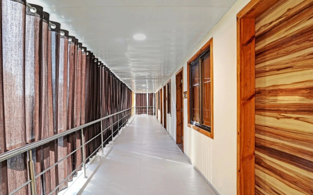 Itsy Hotels Rk Palace