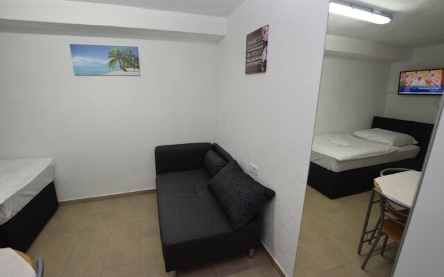 AB Apartments - Apartments Maicklerstrasse