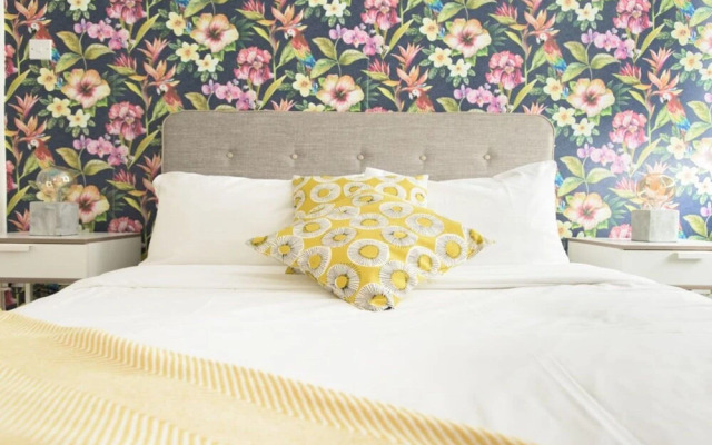 The Harrods Mews Modern 4Bdr Mews Home With Terrace