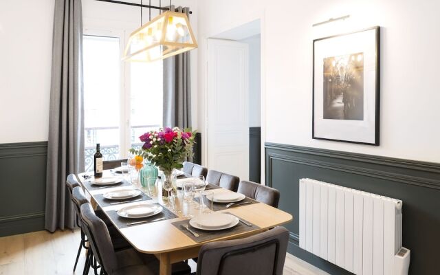 LUX 4BDR Opera Lafayette 3 by Livinparis