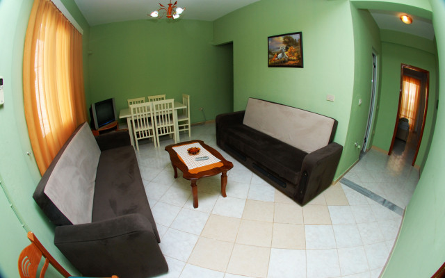 Hotel Vila Alvin & Apartments