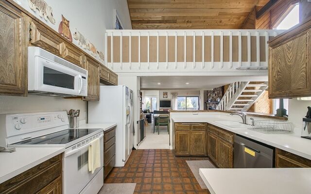 Teleidoscope Retreat