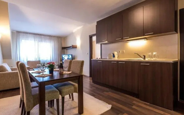 GT Aspen House Apartments