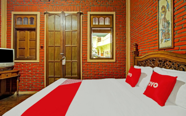 OYO 90031 Villa Papada