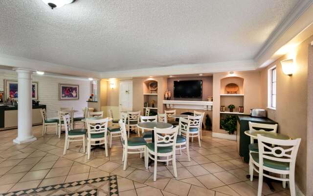 La Quinta Inn by Wyndham Albuquerque Northeast