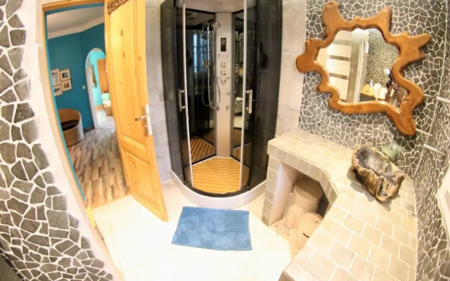 Luxurious Villa With Private spa Near Beach