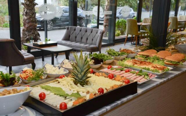 Mi̇lls Hotel