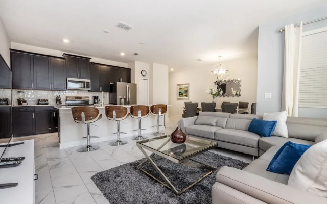 Stinger Drive Villa 8986 Champions Gate