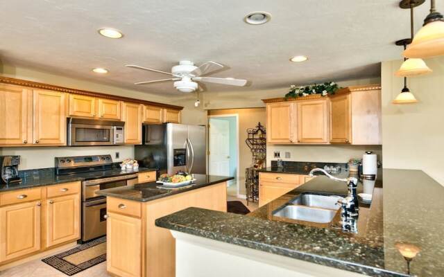 Sirena Waterfront 3 Bedroom Home by NFVH