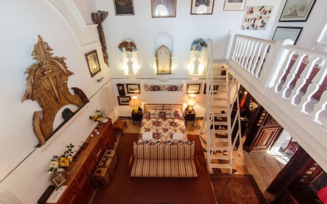 Shepinetree - Capela House