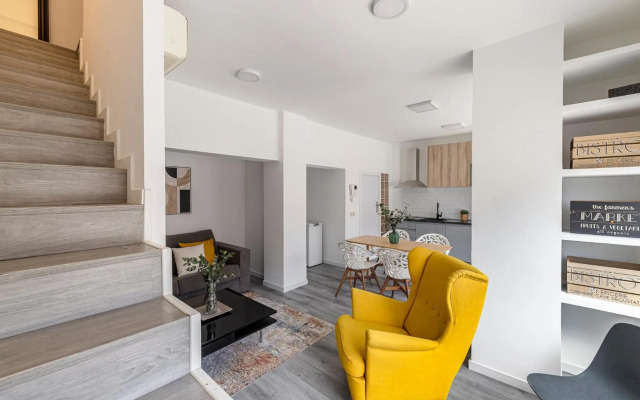 BNBHolder Calm Duplex RETIRO FREE PARKING