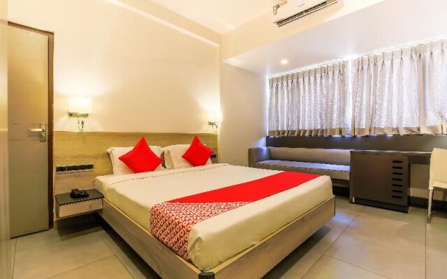 OYO 22246 22 Suites