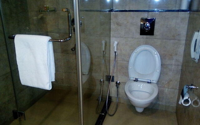 Goldfinch Hotel Delhi NCR