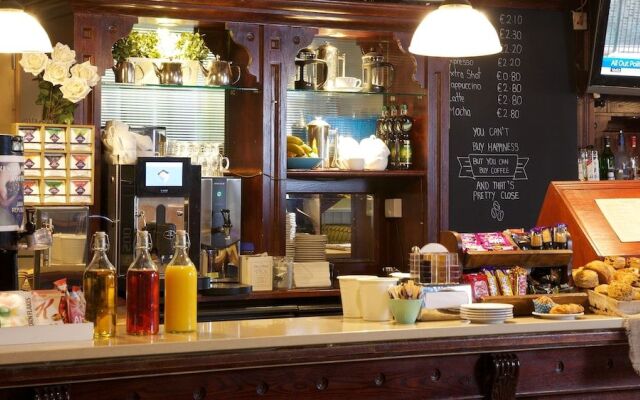Hayes Hotel