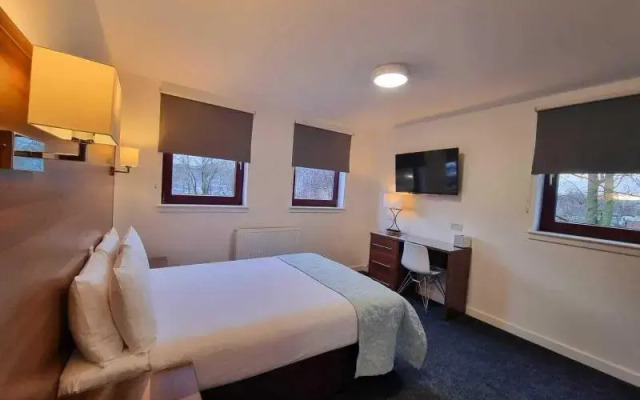 Premier Lodge
