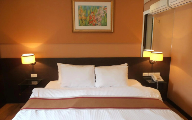 Ciudad Fernandina Hotel