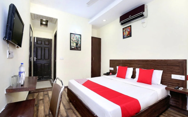 Hotel Lemon And Chilli By OYO Rooms