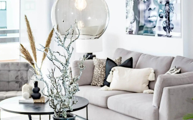 DJA- Modern 2 bedroom apartment close to beach