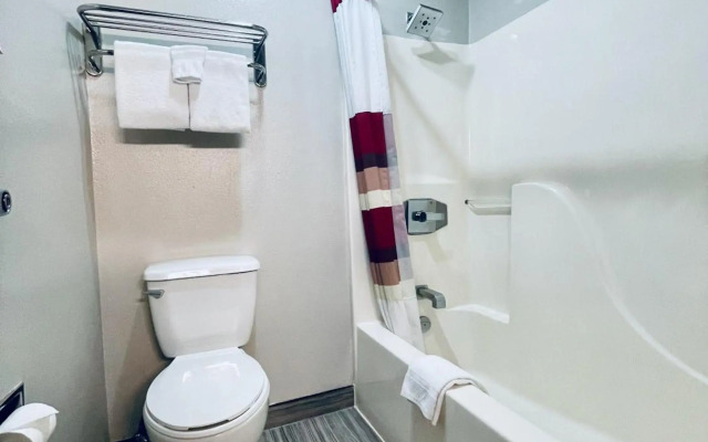 Quality Inn Bishop near Mammoth