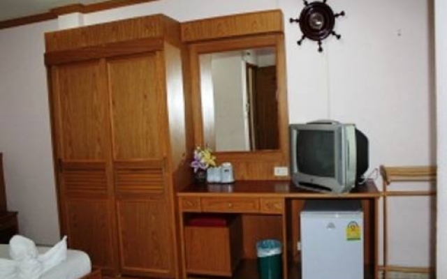 Full Moon Guesthouse