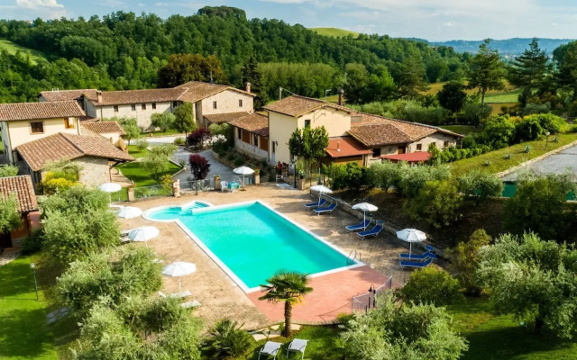 Secluded Mansion in Perugia with Hot Tub