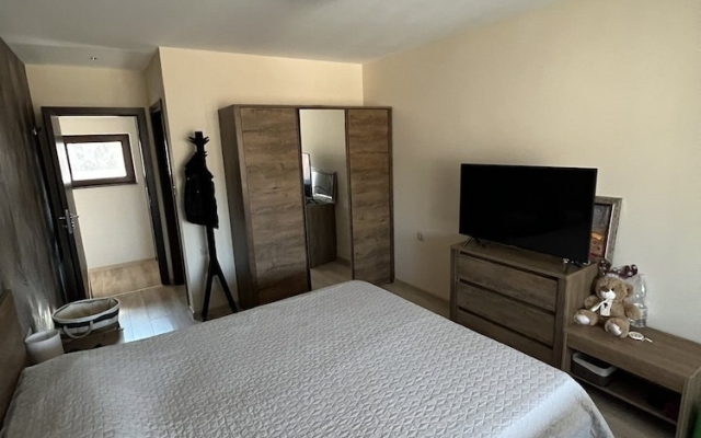 Luxurious Sunset Villa with Pool