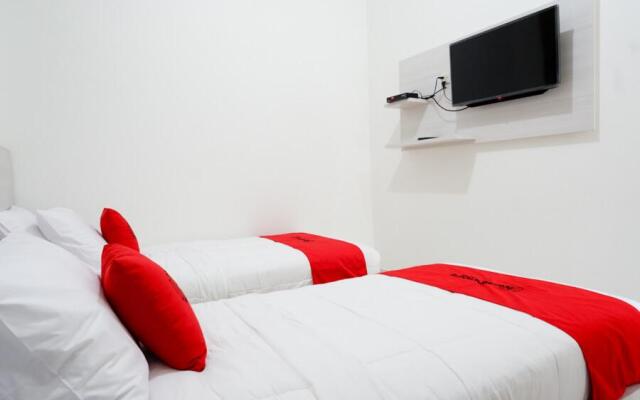 RedDoorz near Mataram University