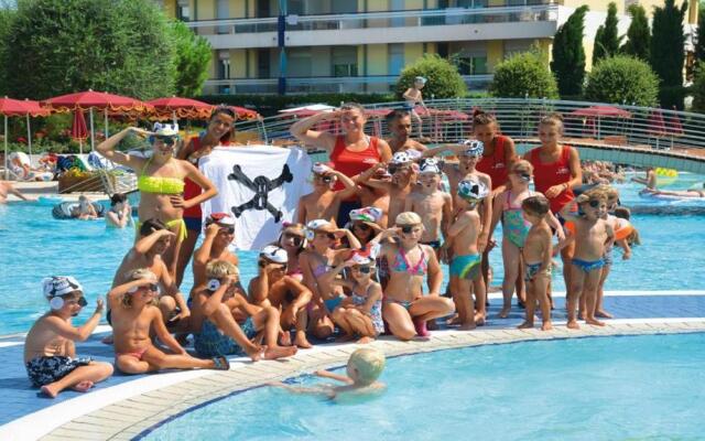 Aparthotel Planetarium Resort