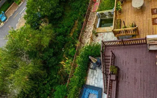 Yichun Huge Hot Spring Holiday Villa