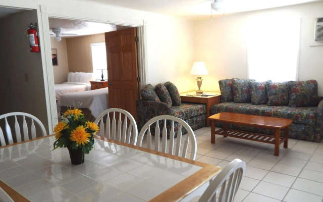 Parmer's Resort