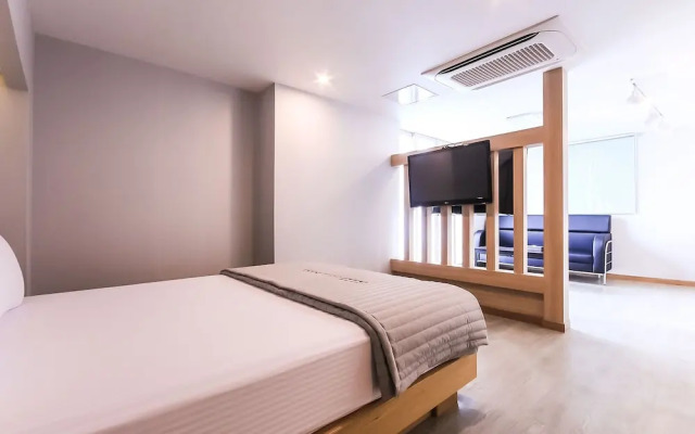 Daegu Suseongmot Dodo