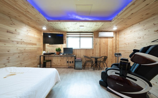 Cheongpyeong Pine Hotel