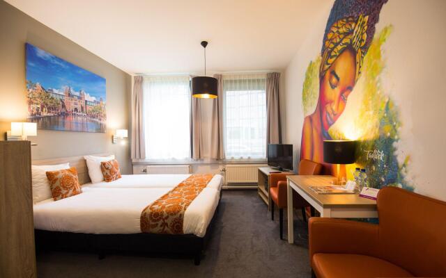 Amsterdam Teleport Hotel