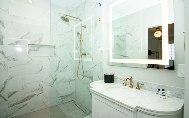 The Colonial Inn, an Ascend Collection Hotel