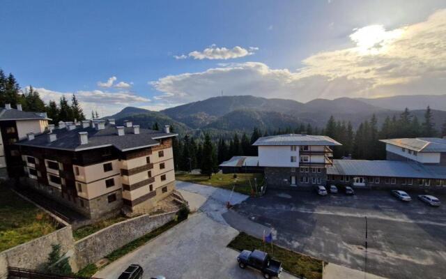 Pamporovo Rhodopi Pearl Apartments