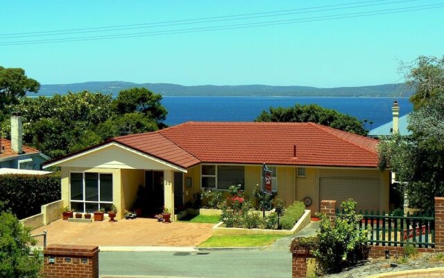 Albany View Street Lodge