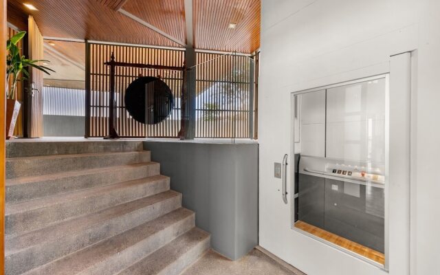 Villa Skyfall
