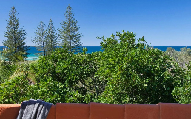 Peregian Beach Apartment