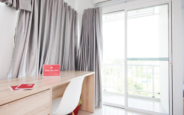 ZEN Rooms Des Res Bearing 19