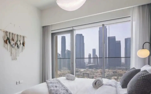 Manzil-2BR with full Burj Khalifa View