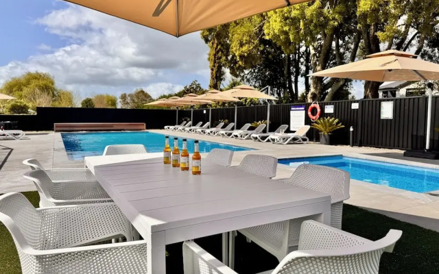 Podium Lodge