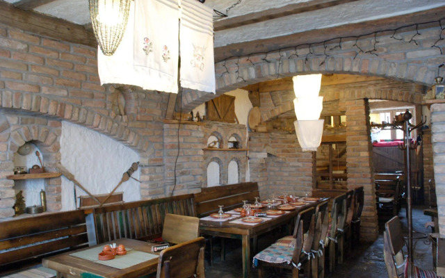 Sucevic Hotel