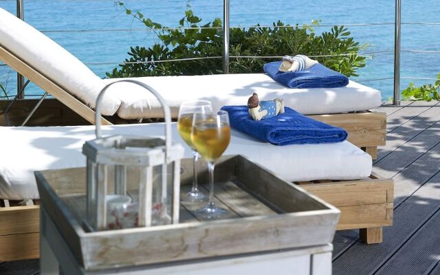 Paradisso Beach Villas