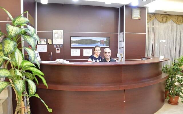 Remay Hotel