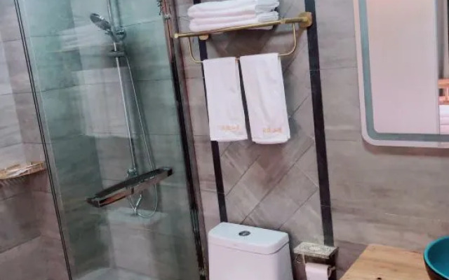 Baixing Farmer's House