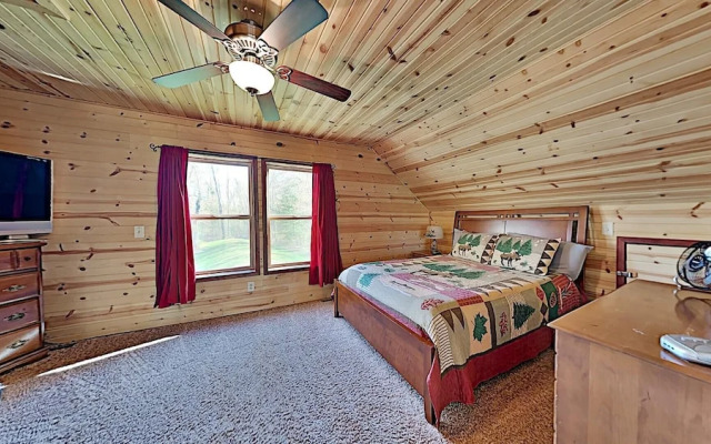 Hidden Forest Retreat