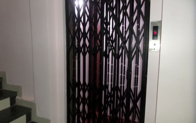 Hotel Amit Plaza