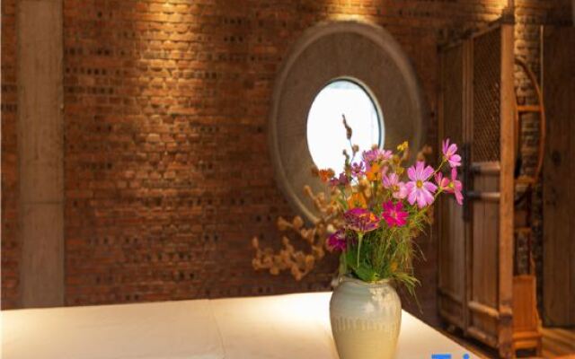 Lianshi Shanfang Guesthouse